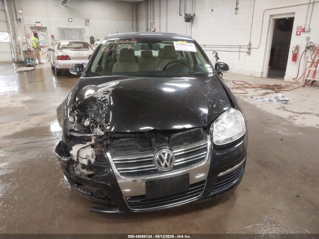 Продажа на аукционе авто 2010 Volkswagen Jetta Limited Edition, vin: 3VWRZ7AJXAM157284, номер лота: 45086134