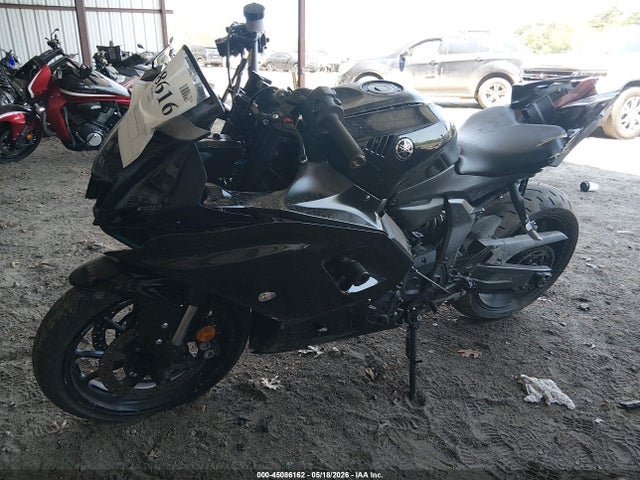 Yamaha Yzfr7 2023 JYARM38E4PA005084 Image 2