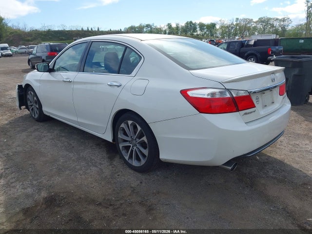 45086165 :رقم المزاد ، 1HGCR2F51FA021879 vin ، 2015 Honda Accord Sport مزاد بيع