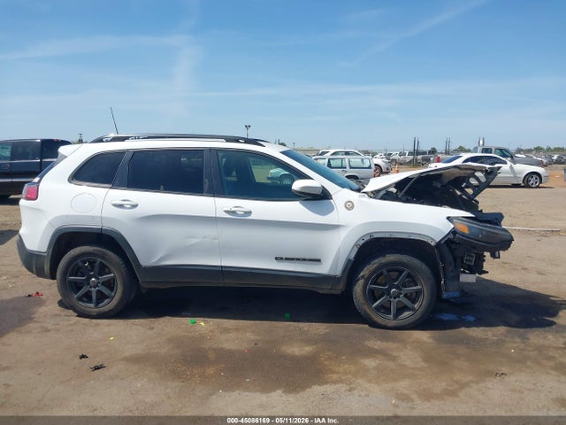 45086169 :رقم المزاد ، 1C4PJMLXXKD283479 vin ، 2019 Jeep Cherokee Altitude 4x4 مزاد بيع