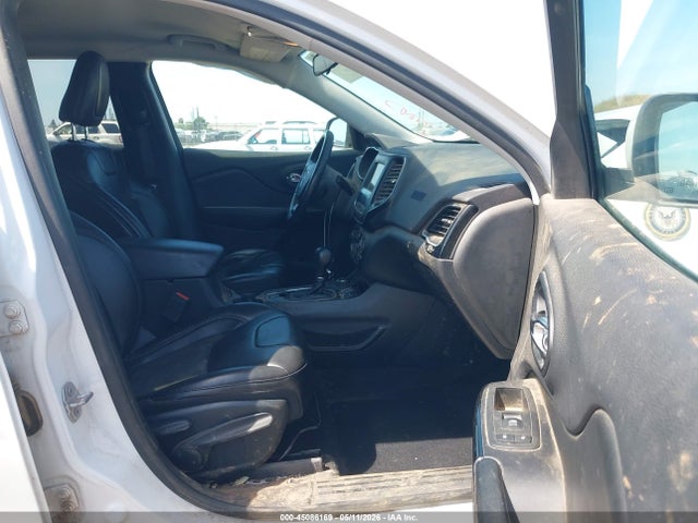 45086169 :رقم المزاد ، 1C4PJMLXXKD283479 vin ، 2019 Jeep Cherokee Altitude 4x4 مزاد بيع