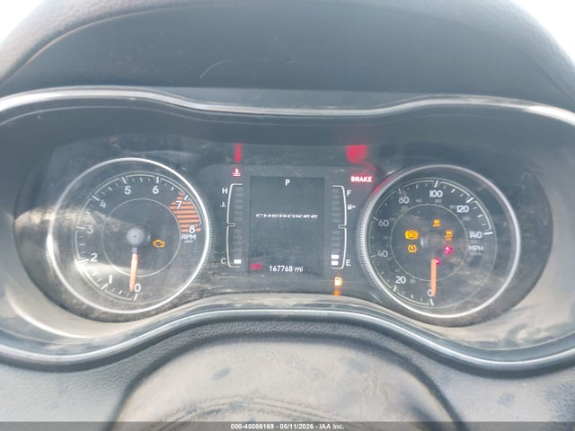 45086169 :رقم المزاد ، 1C4PJMLXXKD283479 vin ، 2019 Jeep Cherokee Altitude 4x4 مزاد بيع