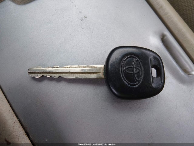 45086181 :رقم المزاد ، JTEDP21A350065203 vin ، 2005 Toyota Highlander V6 مزاد بيع