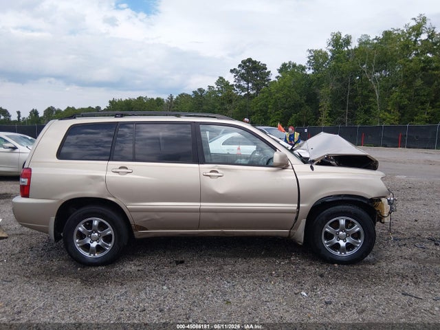 45086181 :رقم المزاد ، JTEDP21A350065203 vin ، 2005 Toyota Highlander V6 مزاد بيع