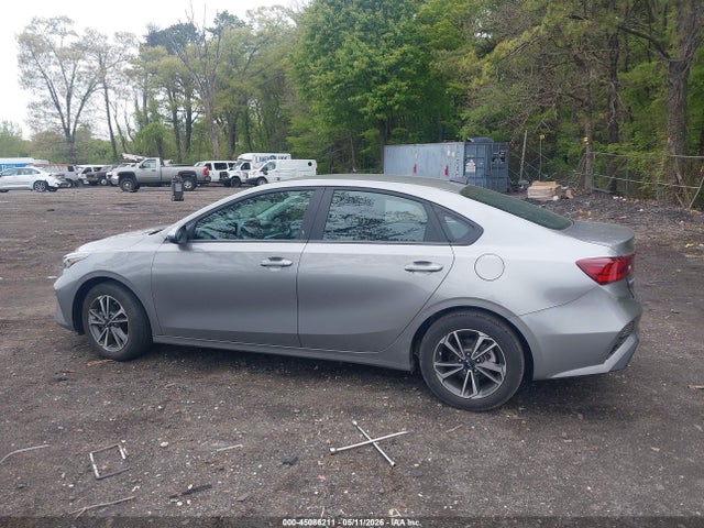 Aukcja sprzedaży 2024 Kia Forte Lxs, vin: 3KPF24AD9RE830414, numer aukcji: 45086211