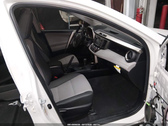 Aukcja sprzedaży 2015 Toyota Rav4 Le, vin: JTMZFREV6FJ056901, numer aukcji: 45086259