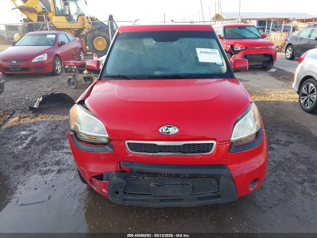 45086292 :رقم المزاد ، KNDJT2A27A7175989 vin ، 2010 Kia Soul + مزاد بيع