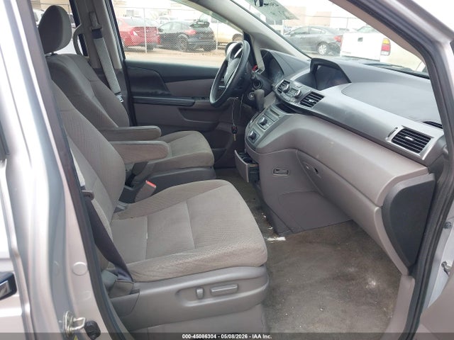Honda ODYSSEY LX 2014 5FNRL5H2XEB058563 Image 5