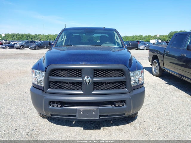 45086315 :رقم المزاد ، 3C6TR5HTXJG363585 vin ، 2018 Ram 2500 Tradesman  4x4 8' Box مزاد بيع
