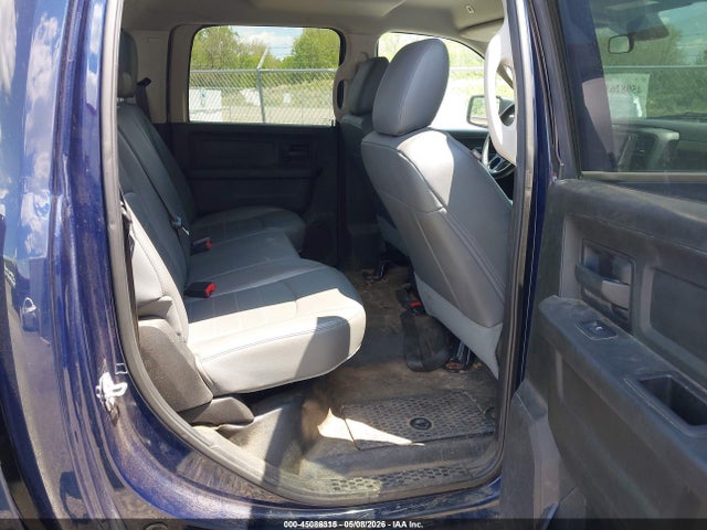 45086315 :رقم المزاد ، 3C6TR5HTXJG363585 vin ، 2018 Ram 2500 Tradesman  4x4 8' Box مزاد بيع