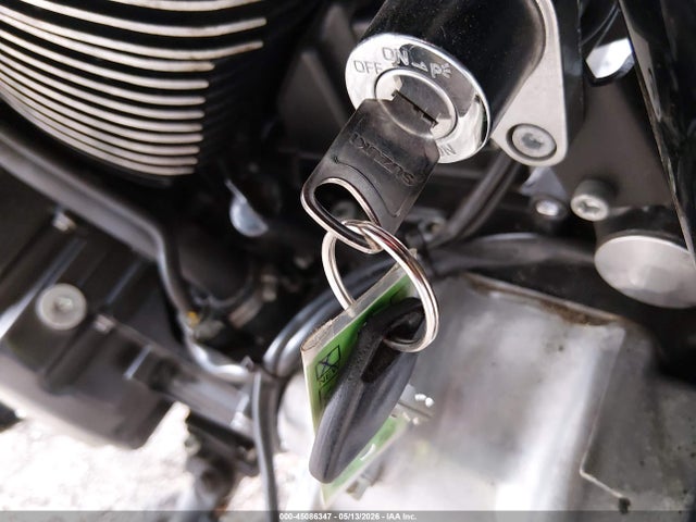 JS1VY53A9K7100568 Suzuki VZR1800