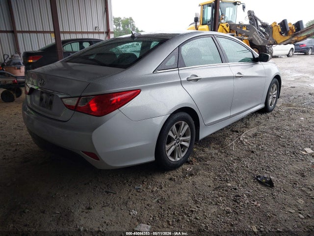 2014 Hyundai Sonata Gls მანქანა იყიდება აუქციონზე, vin: 5NPEB4AC5EH879523, აუქციონის ნომერი: 45086353