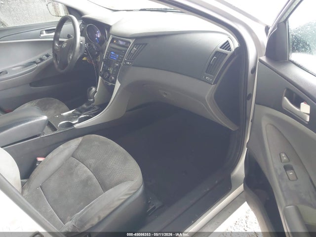 2014 Hyundai Sonata Gls მანქანა იყიდება აუქციონზე, vin: 5NPEB4AC5EH879523, აუქციონის ნომერი: 45086353