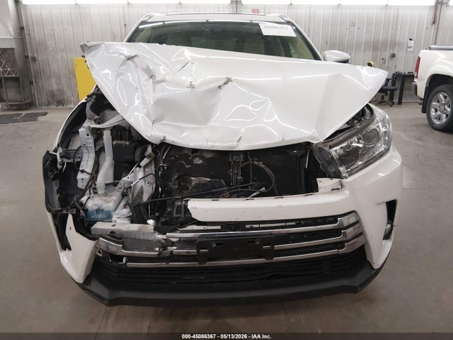 45086367 :رقم المزاد ، 5TDDZRFH4JS496329 vin ، 2018 Toyota Highlander Limited Platinum مزاد بيع