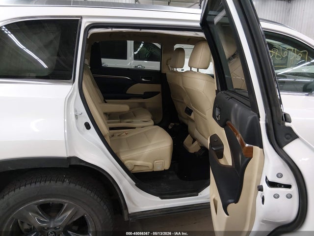 45086367 :رقم المزاد ، 5TDDZRFH4JS496329 vin ، 2018 Toyota Highlander Limited Platinum مزاد بيع