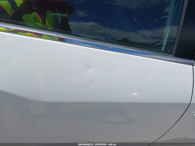 45086378 :رقم المزاد ، 1G4GB5G33GF255864 vin ، 2016 Buick Lacrosse Leather مزاد بيع