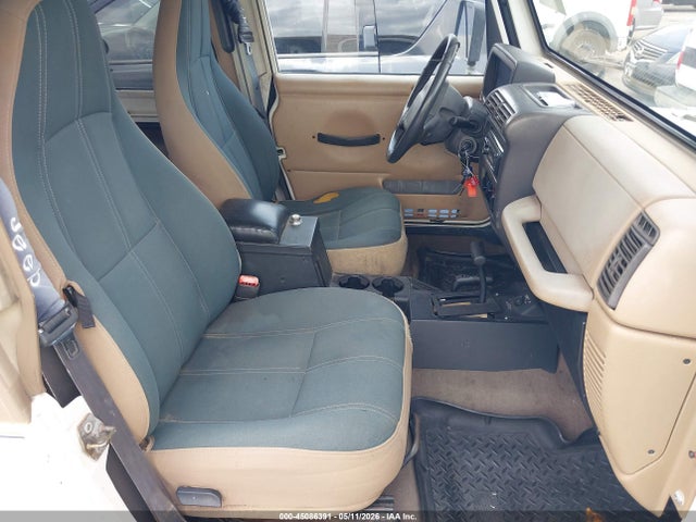 Продажа на аукционе авто 2001 Jeep Wrangler Sahara, vin: 1J4FA59S01P338915, номер лота: 45086391