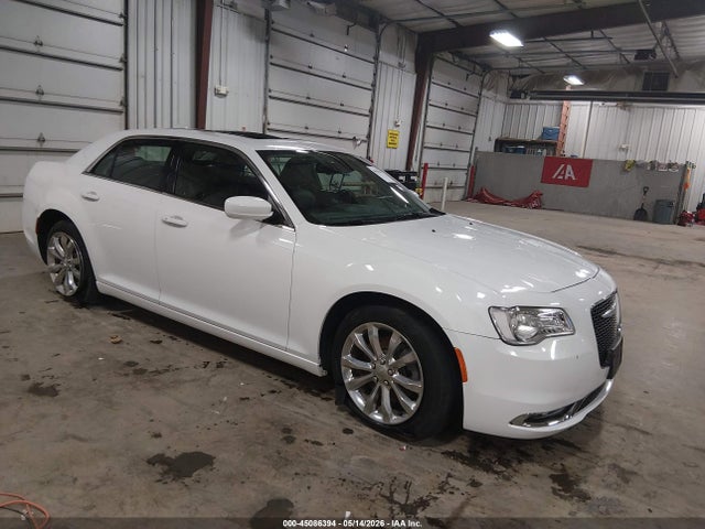 45086394 :رقم المزاد ، 2C3CCARGXFH808391 vin ، 2015 Chrysler 300 Limited مزاد بيع