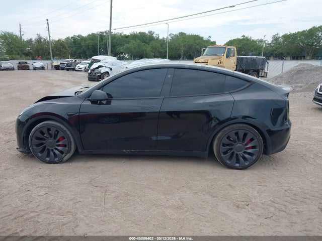 Продажа на аукционе авто 2024 Tesla Model Y Performance Dual Motor All-wheel Drive, vin: 7SAYGDEF6RA304094, номер лота: 45086402