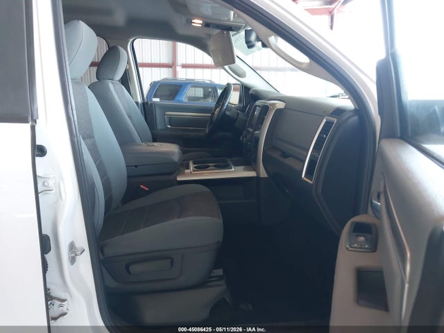 1C6RR6LG6FS522306 RAM 1500 Big Horn