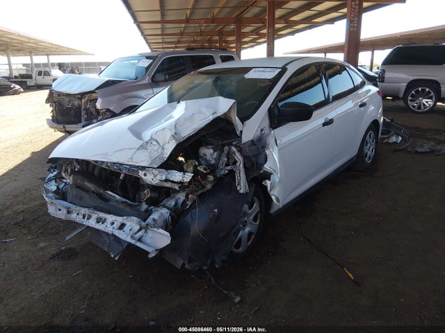 Ford FOCUS S 2017 1FADP3E24HL348277 Image 2