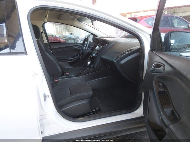 Ford FOCUS S 2017 1FADP3E24HL348277 Image 5