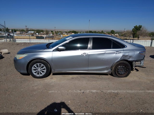45086528 :رقم المزاد ، 4T4BF1FK4GR532913 vin ، 2016 Toyota Camry Le مزاد بيع