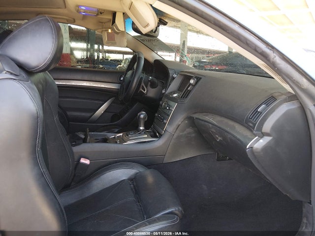 45086530 :رقم المزاد ، JN1CV6EK2BM213705 vin ، 2011 Infiniti G37 Journey مزاد بيع