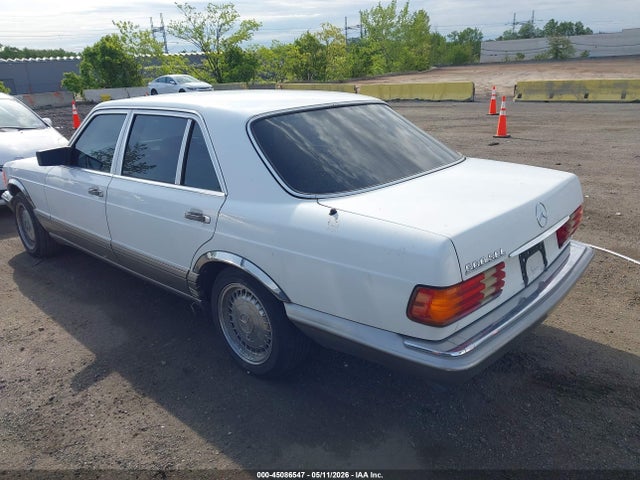 45086547 :رقم المزاد ، WDBCA39E9LA503453 vin ، 1990 Mercedes-benz 560 Sel مزاد بيع