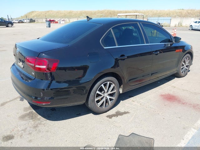 3VWDB7AJ8JM241604 Volkswagen Jetta 1.4t Se/1.4t Wolfsburg Edition