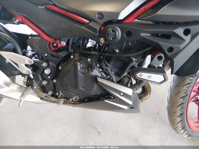 ML5ERGF15RDA17285 Kawasaki Er500