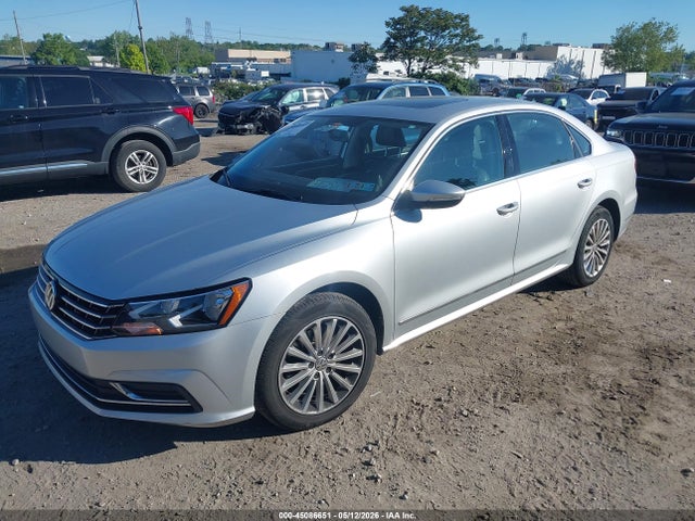 45086651 :رقم المزاد ، 1VWBT7A37HC067669 vin ، 2017 Volkswagen Passat 1.8t Se مزاد بيع