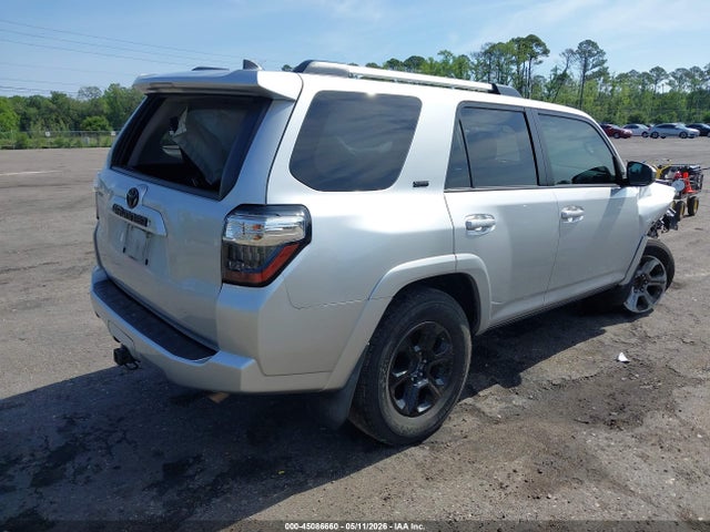 Продажа на аукционе авто 2021 Toyota 4runner Sr5, vin: JTEEU5JR3M5231502, номер лота: 45086660
