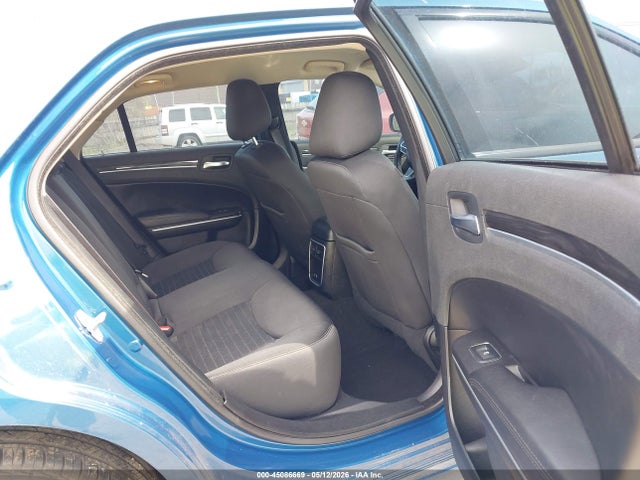 2022 Chrysler 300 Touring Awd მანქანა იყიდება აუქციონზე, vin: 2C3CCARG7NH159003, აუქციონის ნომერი: 45086669