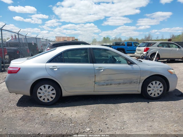 2007 Toyota Camry Le მანქანა იყიდება აუქციონზე, vin: 4T1BE46K57U715204, აუქციონის ნომერი: 45086673