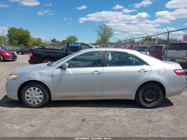 2007 Toyota Camry Le მანქანა იყიდება აუქციონზე, vin: 4T1BE46K57U715204, აუქციონის ნომერი: 45086673
