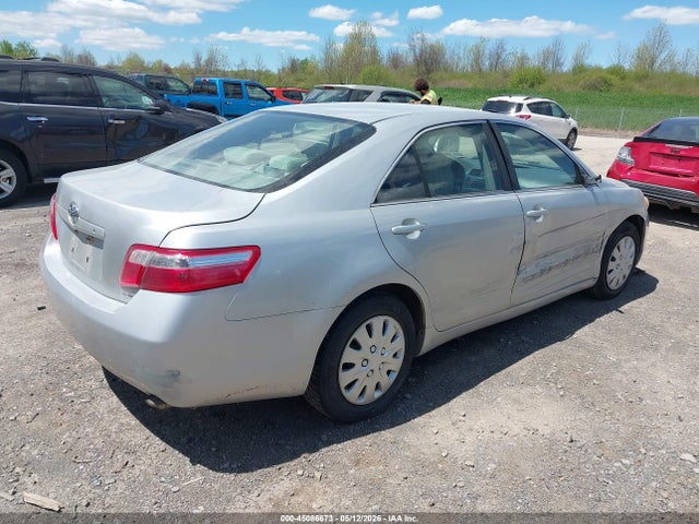 2007 Toyota Camry Le მანქანა იყიდება აუქციონზე, vin: 4T1BE46K57U715204, აუქციონის ნომერი: 45086673