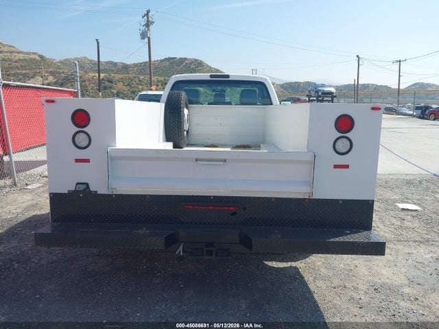 Ford F-350 Chassis Xl 2016 1FDRF3G62GEC86668 Image 21