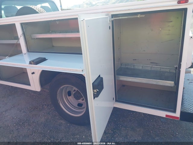 Ford F-350 Chassis Xl 2016 1FDRF3G62GEC86668 Image 16