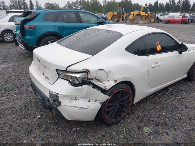 Scion FR-S 2015 JF1ZNAA17F9706558 Image 6
