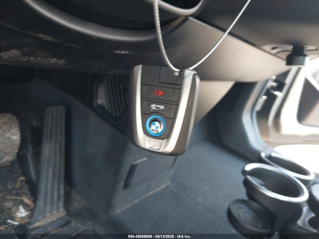 2017 Bmw I3 94 Ah W/range Extender მანქანა იყიდება აუქციონზე, vin: WBY1Z8C31HV892707, აუქციონის ნომერი: 45086699