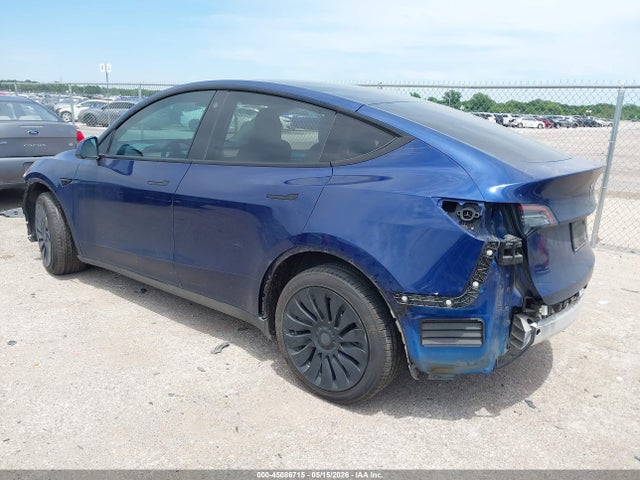 2022 Tesla Model Y Long Range Dual Motor All-wheel Drive მანქანა იყიდება აუქციონზე, vin: 7SAYGDEE5NF370754, აუქციონის ნომერი: 45086715