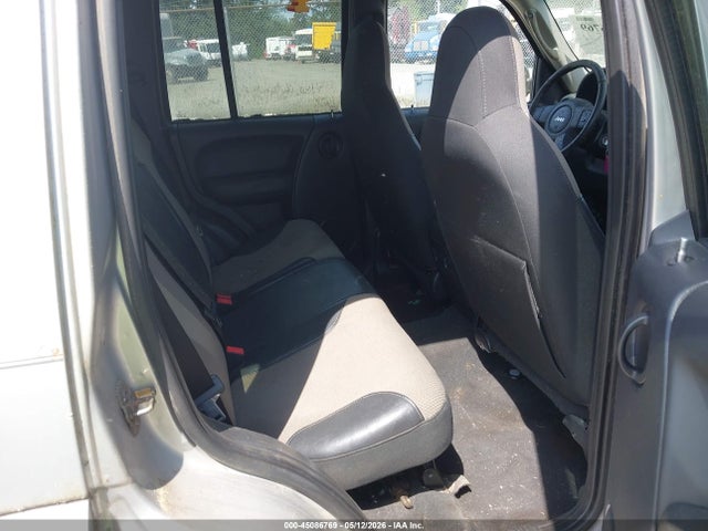 Продажа на аукционе авто 2004 Jeep Liberty Sport, vin: 1J4GL48K64W171755, номер лота: 45086769