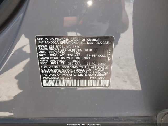 2024 Volkswagen Atlas Cross Sport 2.0t Sel R-line მანქანა იყიდება აუქციონზე, vin: 1V2AE2CA9RC210211, აუქციონის ნომერი: 45086786