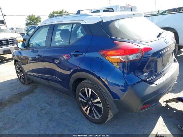 3N1CP5CU5JL523641 Nissan KICKS SV