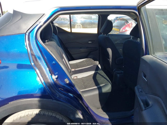 3N1CP5CU5JL523641 Nissan KICKS SV