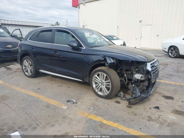 45086839 :رقم المزاد ، WA1BNAFY6J2058529 vin ، 2018 Audi Q5 2.0t Premium/2.0t Tech Premium مزاد بيع