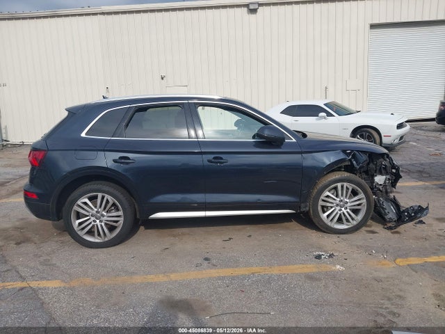 45086839 :رقم المزاد ، WA1BNAFY6J2058529 vin ، 2018 Audi Q5 2.0t Premium/2.0t Tech Premium مزاد بيع