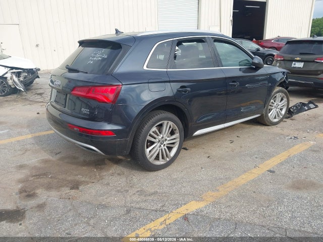 2018 Audi Q5 2.0t Premium/2.0t Tech Premium მანქანა იყიდება აუქციონზე, vin: WA1BNAFY6J2058529, აუქციონის ნომერი: 45086839