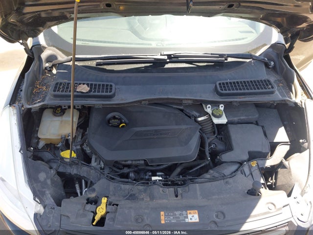 45086846 :رقم المزاد ، 1FMCU0GX2EUD64601 vin ، 2014 Ford Escape Se مزاد بيع
